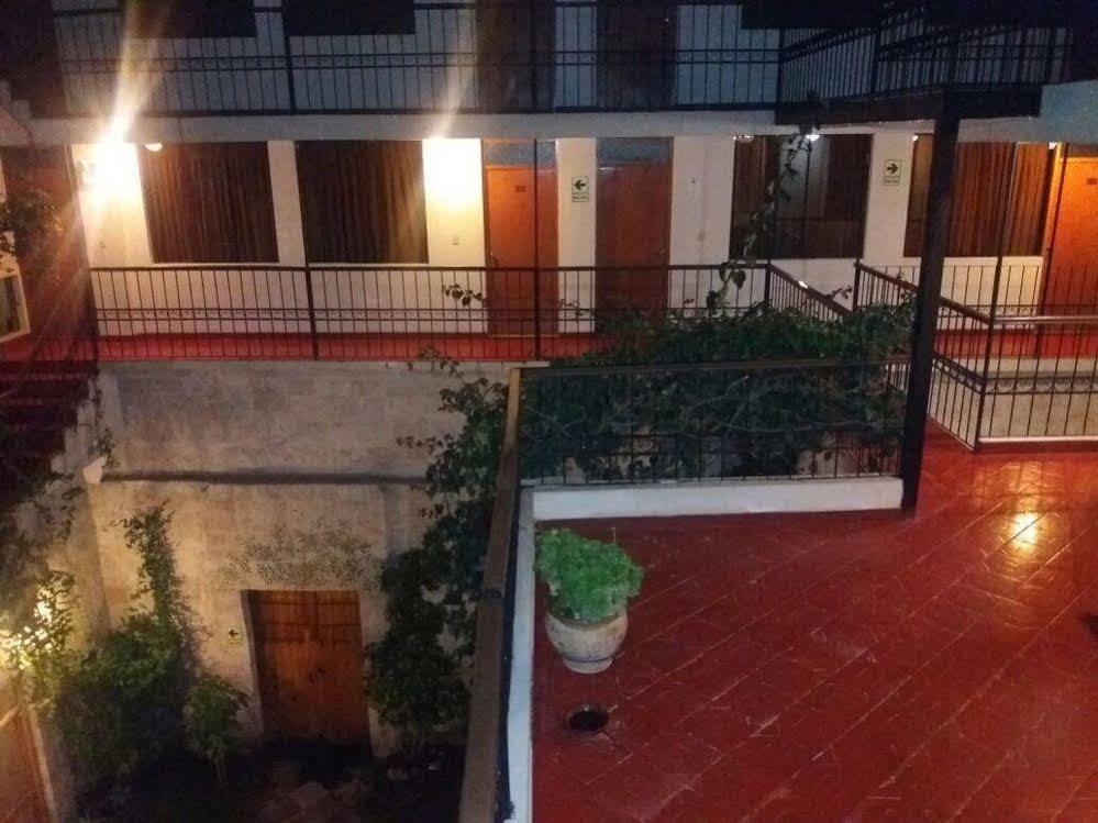 Hotel Mosna Arequipa Exterior photo